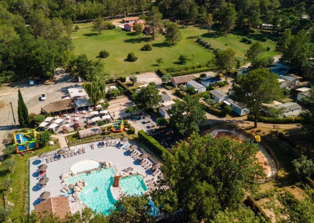 Camping Domaine Villa Verde Callas Екстер'єр фото