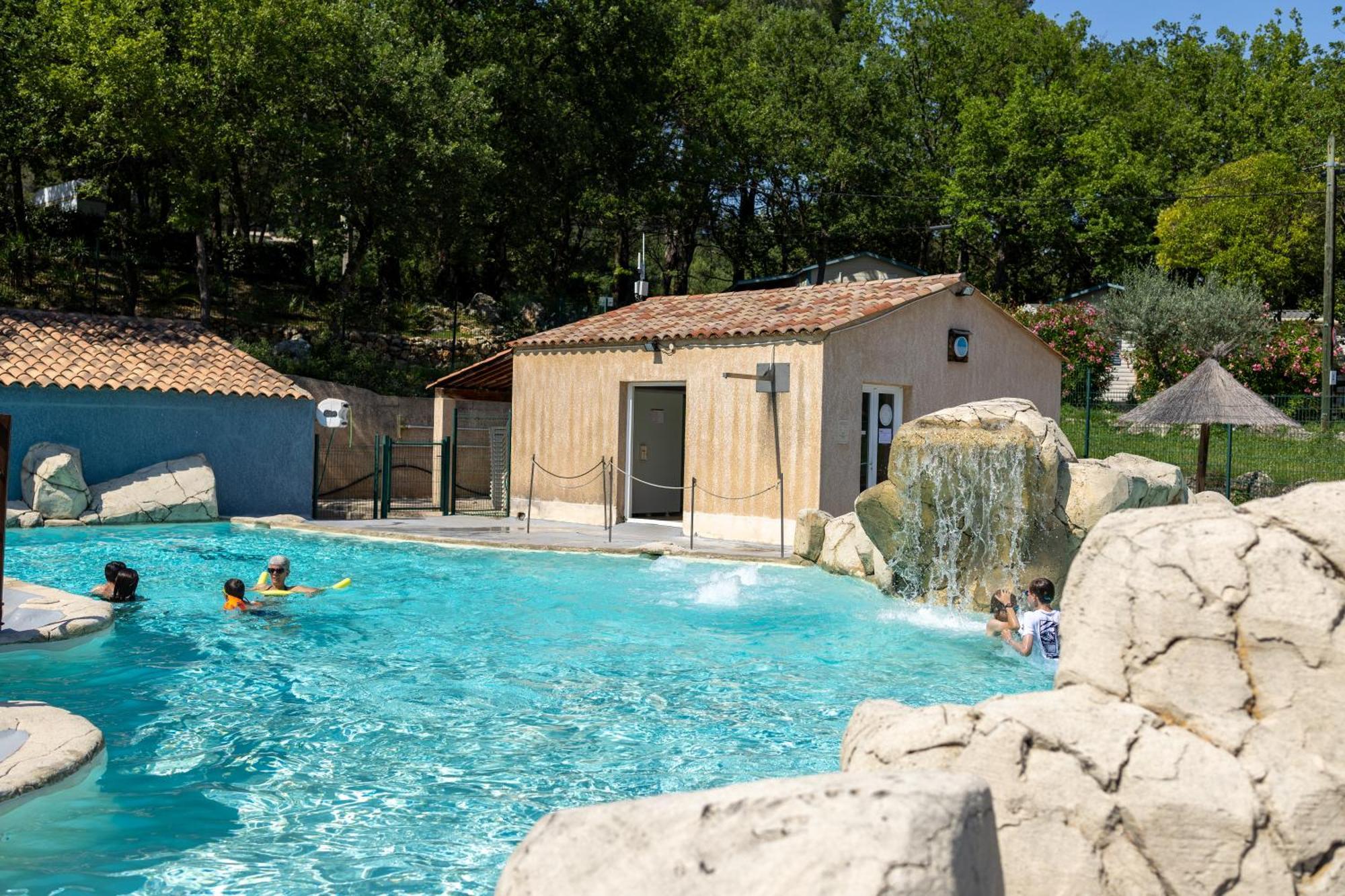 Camping Domaine Villa Verde Callas Екстер'єр фото